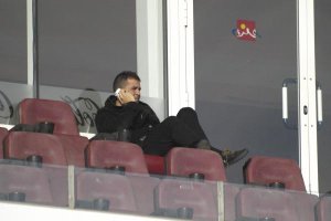 Alberto Benito en el palco esta mañana.