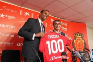 Puesta de largo del nuevo entrenador del Real Mallorca.