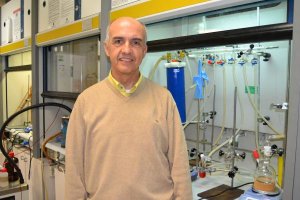 Fernando López, catedrático de Química Orgánica de la Universidad de Almería