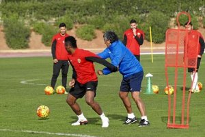 Los jugadores del Almería disfrutan del paraíso.