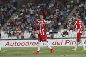 Un 9 sin suerte en el Almería.