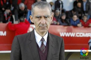 Carlos Terrazas, entrenador del Mirandés.