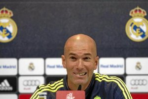 Zidane habla antes de su debut en el Real Madrid.