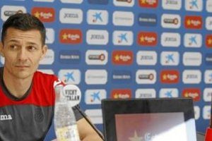 Galca en rueda de prensa.