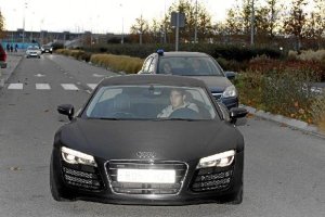 El jugador llegando a Valdebebas.