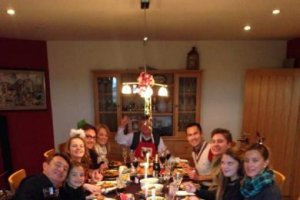 Cena tradicional de Joanne, con su familia.