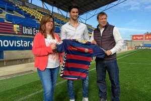 Puesta de largo del nuevo fichaje de la Llagostera.
