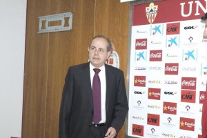 Mariano Blanco, abogado del Almería, explicó el Caso Jakobsen.