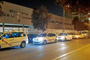 Paseos de los taxistas a los mayores de Almería