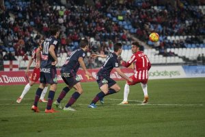 Eldin en el partido contra el Huesca.