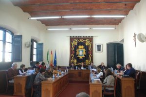 Pleno celebrado en Níjar este martes en el que se abordó el asunto de las facturas pendientes.