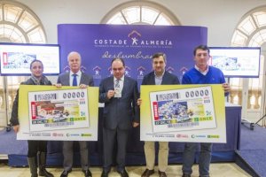 Presentación en la Diputación Provincial de los dos cupones. 