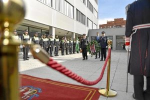 El alcalde en el homenaje a los caídos