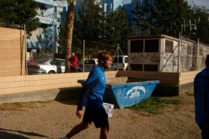 Carrillo llegando al campo de La Vega.