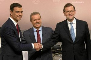 Foto antes de comenzar el debate.