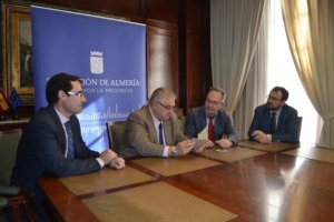 Alías con el CD que contiene el Manual del Concejal.