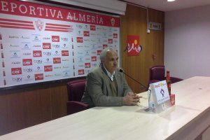 Alfonso García en rueda de prensa.