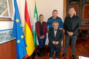 Acto de entrega de la subvención al Cuevas.