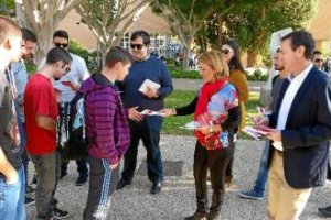Acto con jóvenes por parte de los socialistas