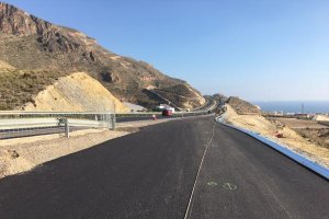 Nuevo acceso a la A-7 desde Agudulce norte, abierto tras el cierre de El Cañarete para aliviar los atascos.