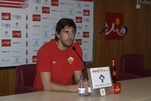 Julián Cuesta en rueda de prensa.