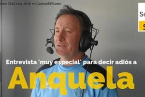 Anquela comentando un partido en la Cadena SER.