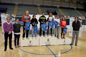 El podio con los vencedores.