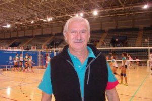El presidente del Mintonette en la Winter Cup.