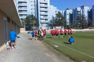 El Almería entrena en la Vega.