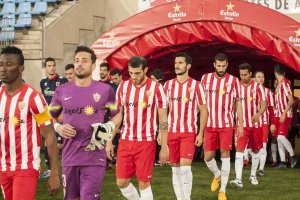 Casto enseña el camino.