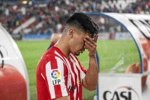 Lolo Reyes es el reflejo de un accidente del fútbol.