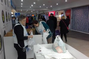 Gran Recogida en el supermercado Carrefour de la capital.