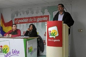 Rafael Esteban ante la asamblea de IU