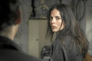 Fotograma de ‘Lejos del mar’ con Elena Anaya. 