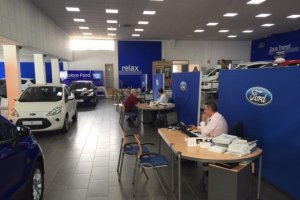 En sus instalaciones de Huércal de Almería -Ctra. Nacional 340 nº 57-, ofrecen un servicio integral a sus clientes.
