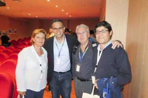 La delegacion  de Níjar y el director del Parque Natural, junto a Nickolas Zouros. 
