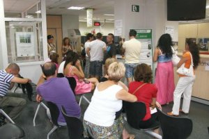 Una oficina del Servicio Andaluz de Empleo en la provincia de Almería donde los desempleados realizan las gestiones sobre su situación laboral. 
