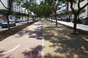 Parte del comienzo de la obra del carril bici en el paseo de Las Lomas