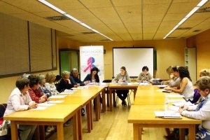 Reunión de la concejala Delia Mira con las representantes de las distintas asociaciones de mujeres del municipio.