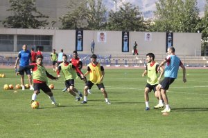 Fernando Soriano rompiendo líneas de presión.