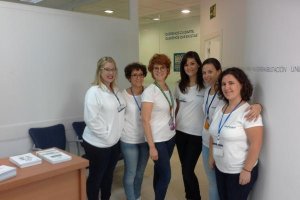 Profesionales sanitarias de Clínica Neurodem en la Semana del Cerebro.