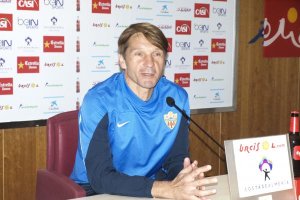 Joan Carrillo en rueda de prensa.