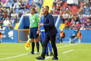 Lucas Alcaraz en su último partido con el Levante.