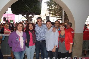 El alcalde de Viator, Manuel Jesús Flores, y su equipo de Gobierno en la Fiesta de la Longaniza.