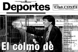 Portada de LA VOZ con el Mallorca-Almería.