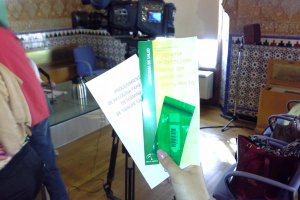 Información y kit para que el usuario inicie el cribado de cáncer de colon.