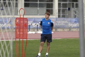 Joan Carrillo en su primer entrenamiento como rojiblanco.