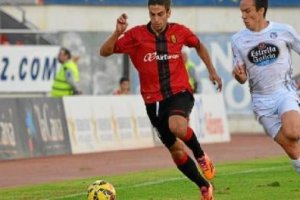 El jugador en el partido frente al Lugo.