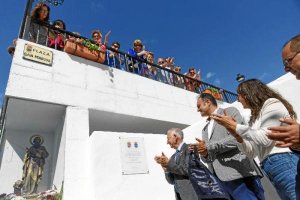 Autoridades en el momento de la inauguración de la Plaza de San Marcos.