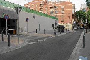 Frontal del aparcamiento de Plaza Marín